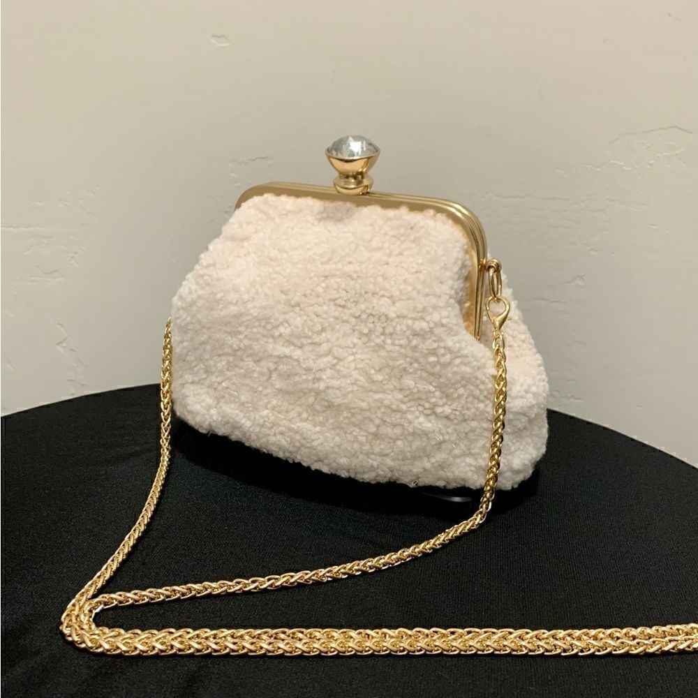 2 Chain Styles Handmade Real Shearling Push lock Clutch/Wristlet/Crossbody - Picture 4 of 11